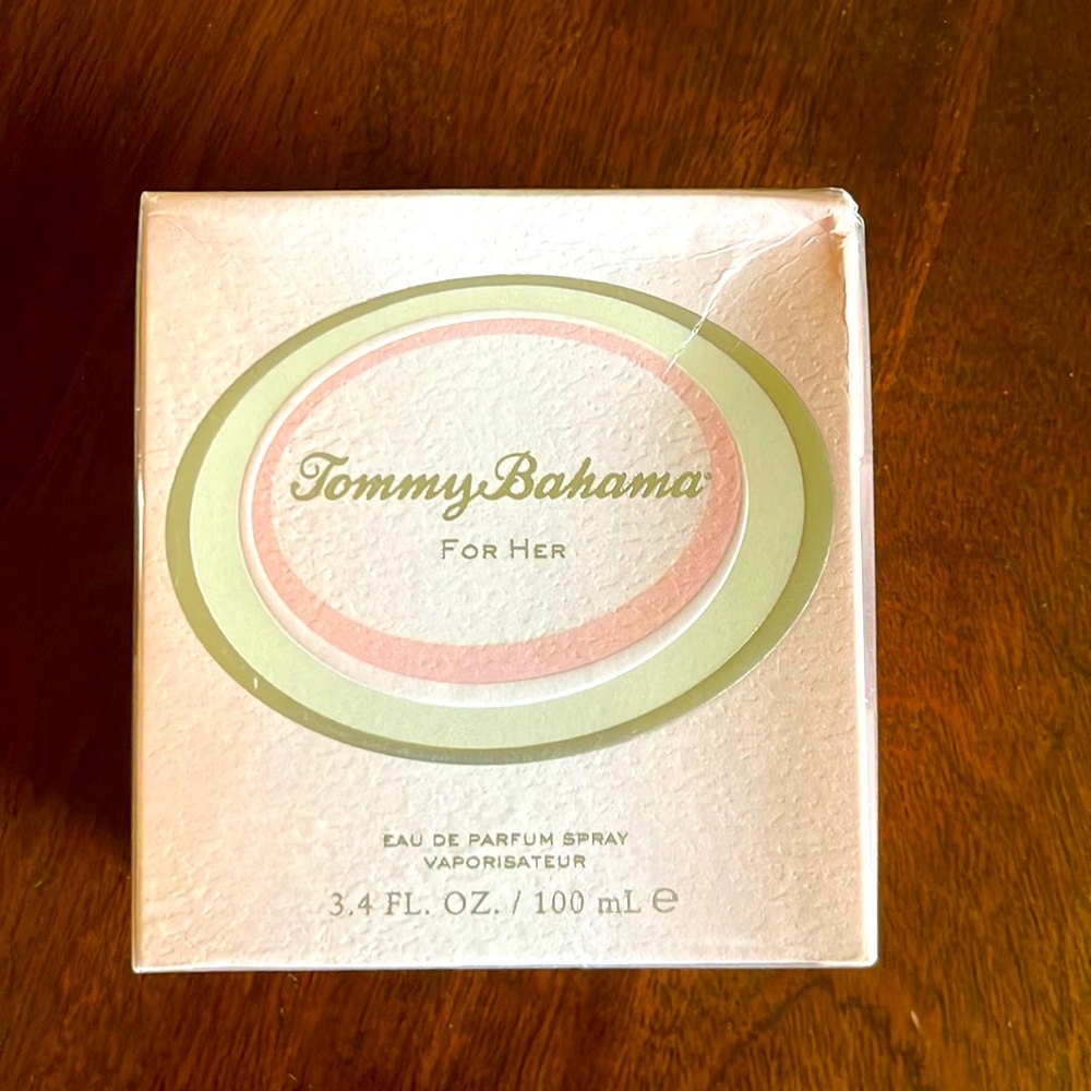 NWT Sealed Tommy Bahama for her